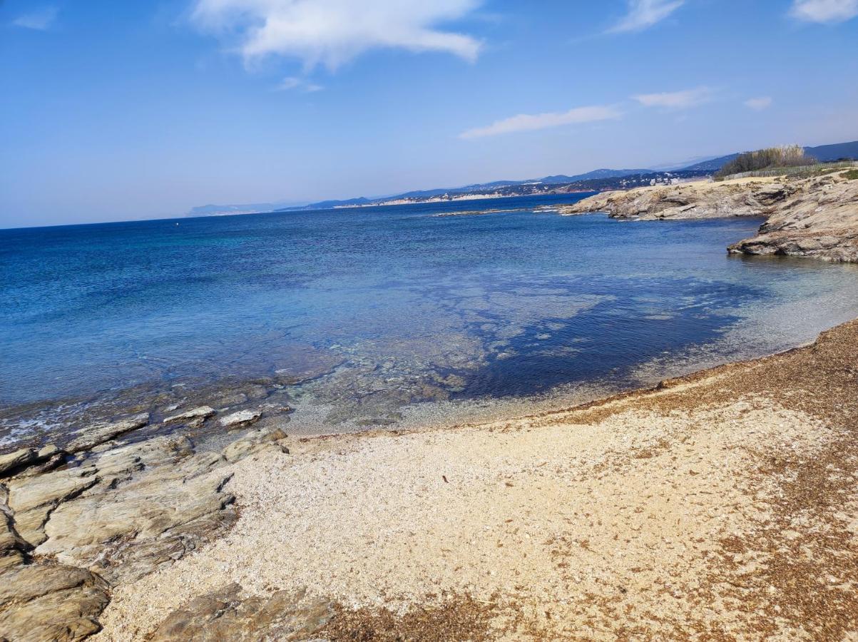 Un Coin De Paradis Six-Fours-les-Plages Esterno foto